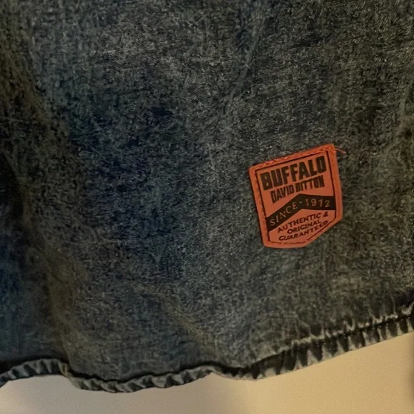 Buffalo button down shirt - Picture 4 of 7